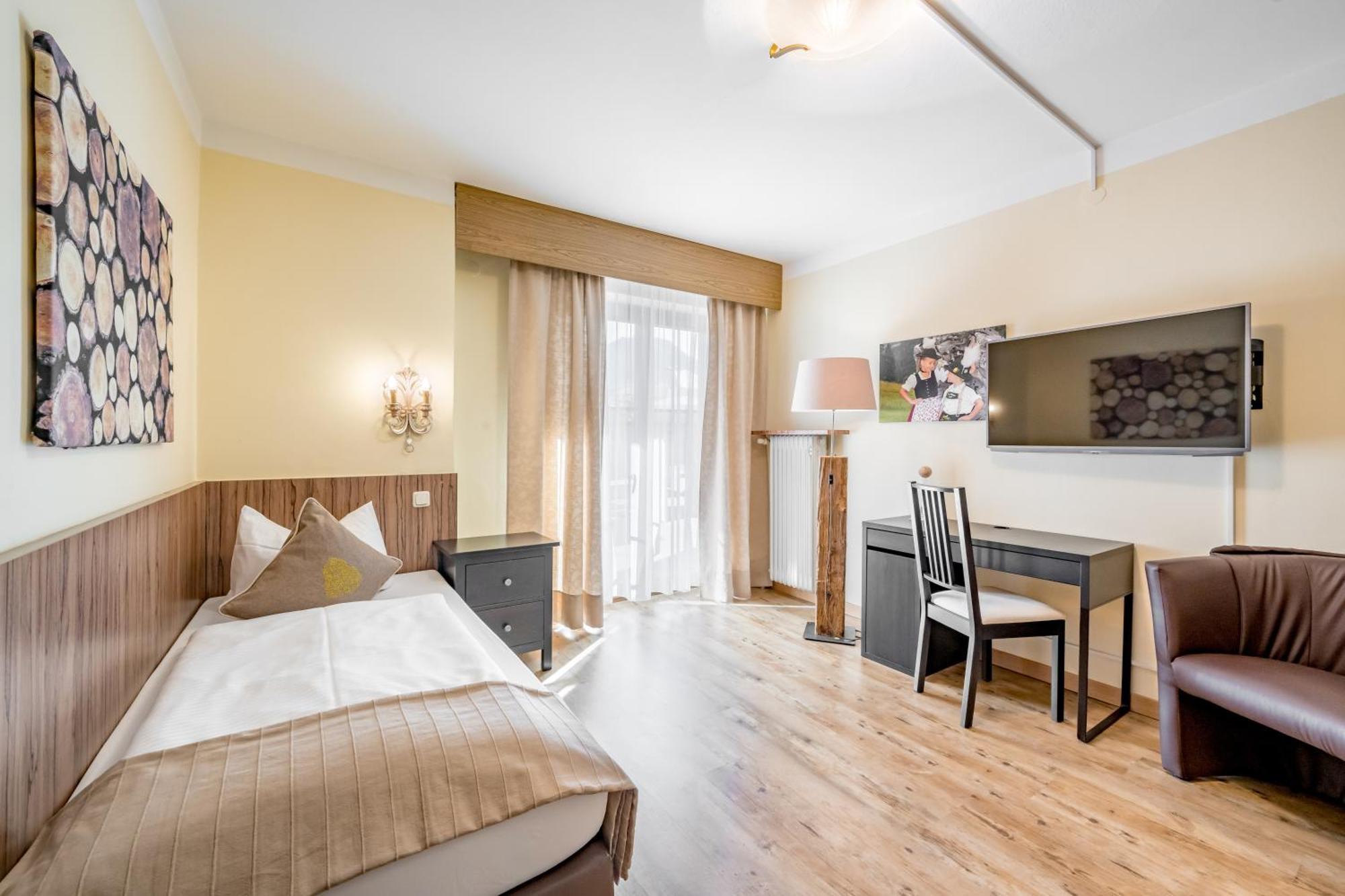 Ruhpoldinger Hof Hotel Стая снимка